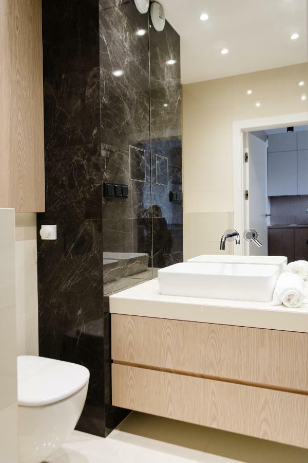 Luxlux Apartments Metro Slodowiec Warszawa Eksteriør bilde